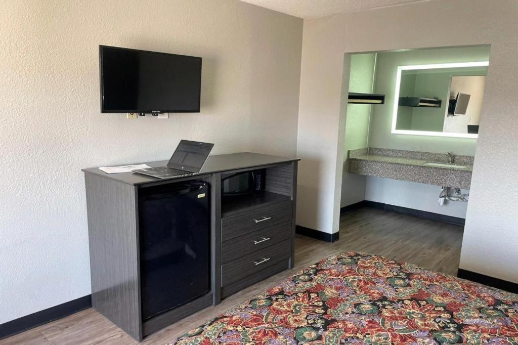 Hotel Comfort Stay By Oyo Texarkana East, Ar I-30 Bagian luar foto