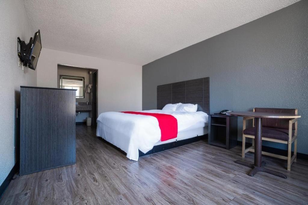 Hotel Comfort Stay By Oyo Texarkana East, Ar I-30 Bagian luar foto